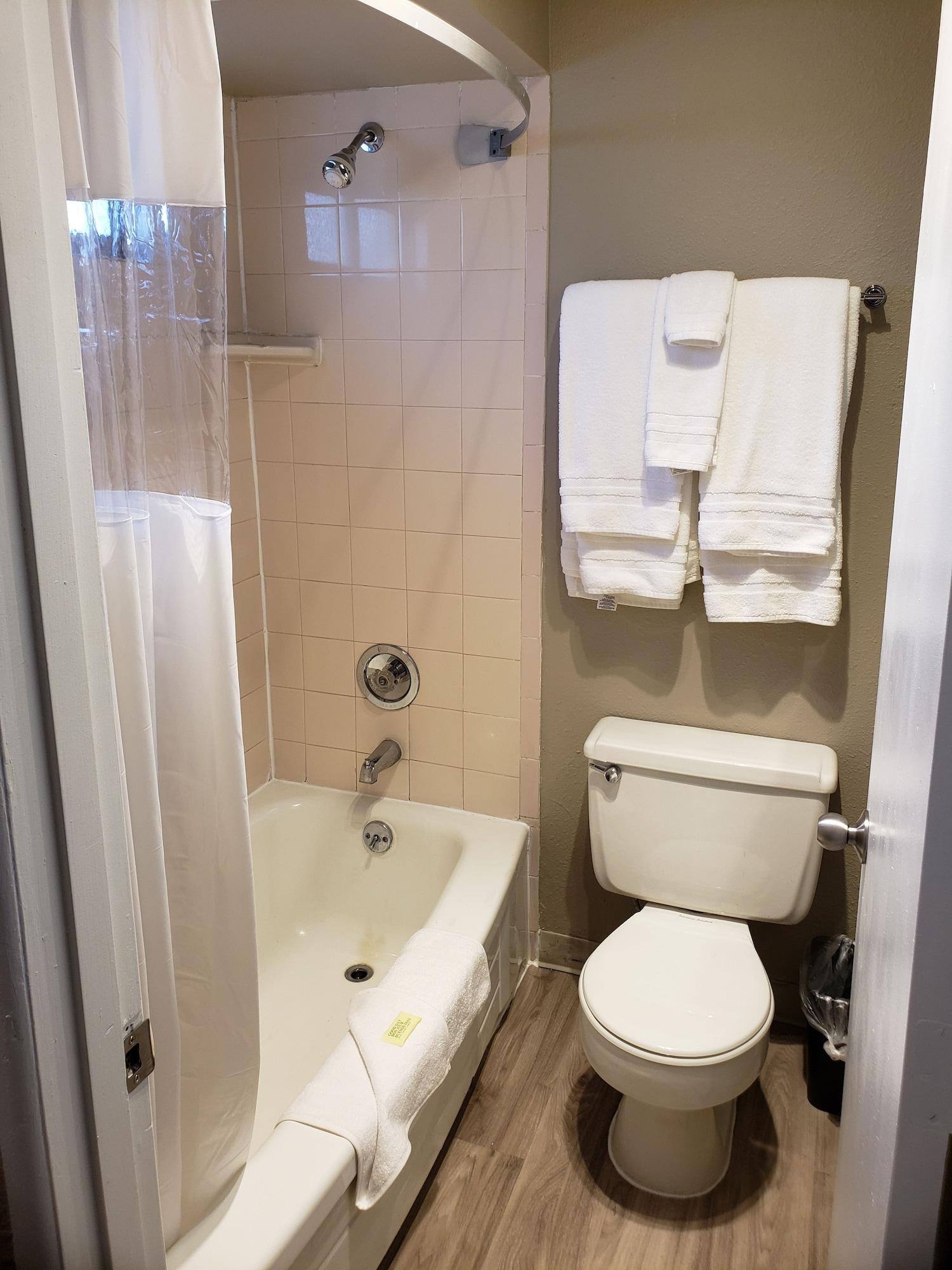 Yakima Valley Inn Zewnętrze zdjęcie