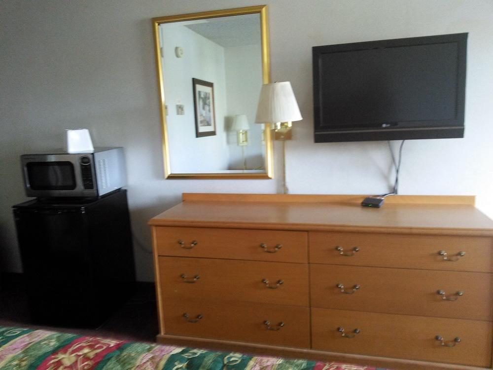 Yakima Valley Inn Zewnętrze zdjęcie