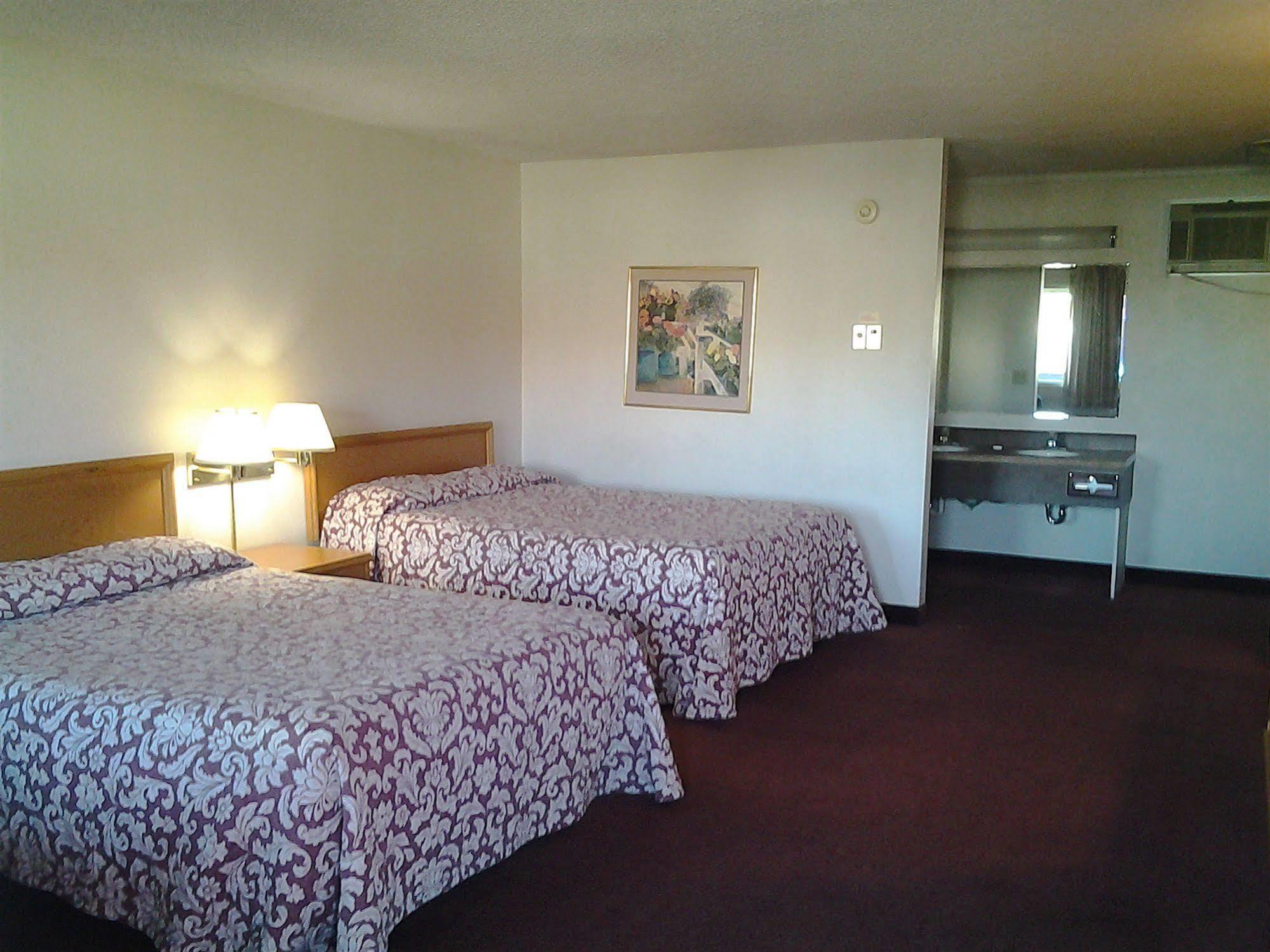 Yakima Valley Inn Zewnętrze zdjęcie